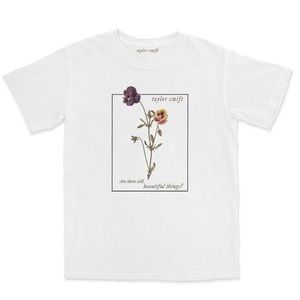 Super soft Taylor Swift Tee